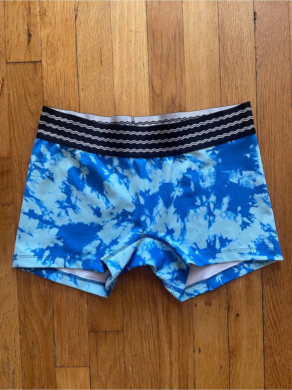 Jolyn "Dane" Workout Yoga Shorts Size Medium